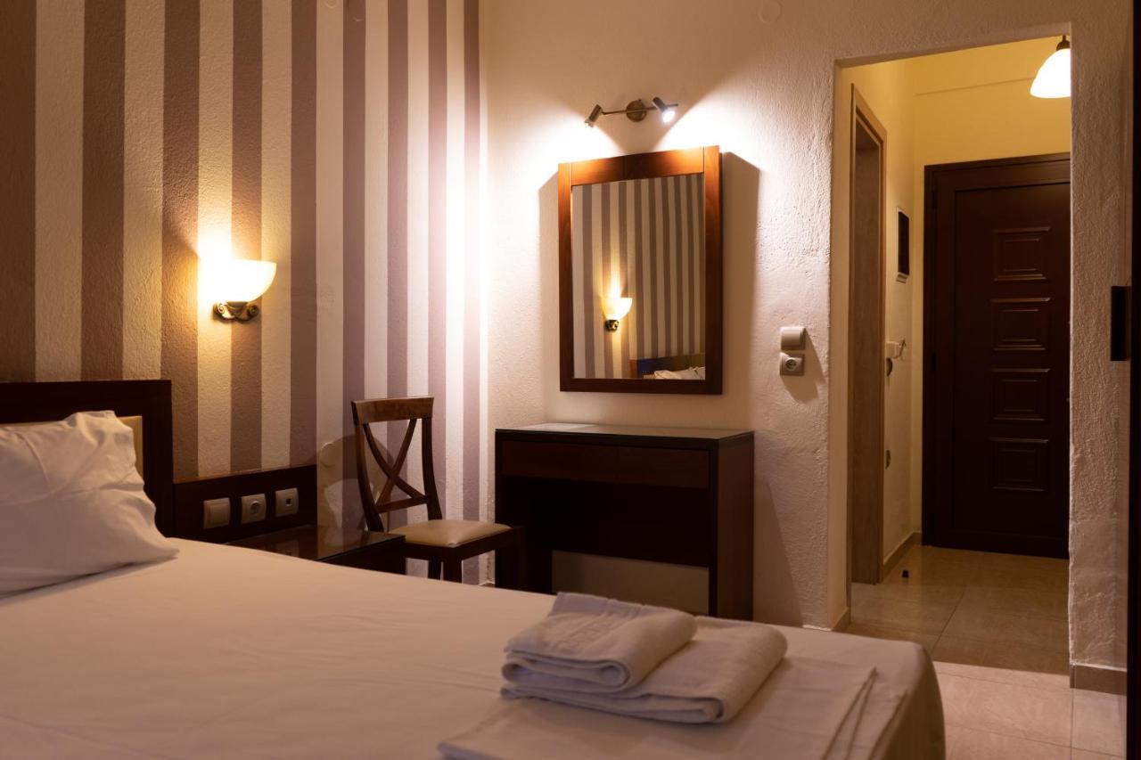 Hotel Zeus Áfitosz Kültér fotó