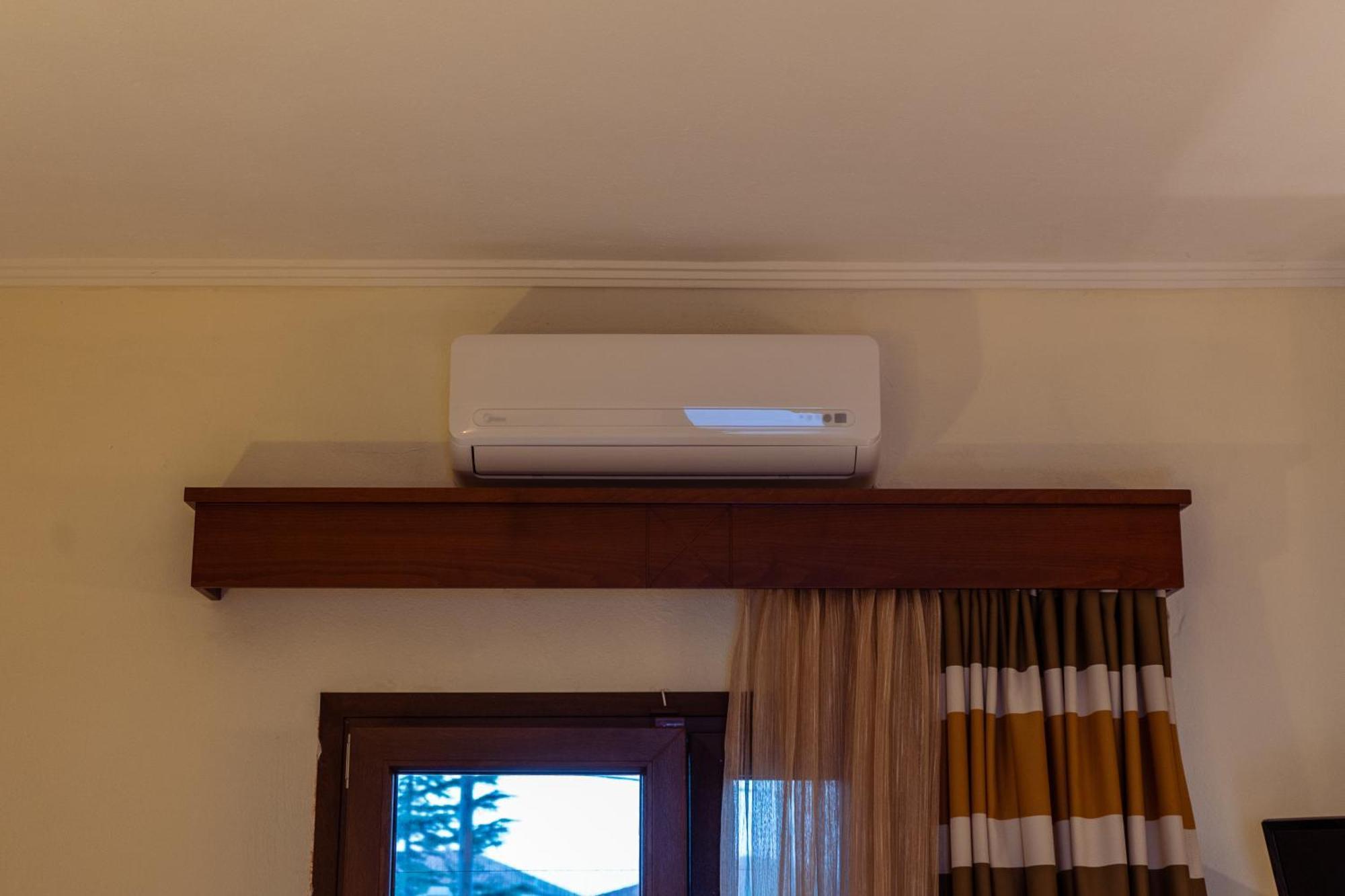 Hotel Zeus Áfitosz Kültér fotó