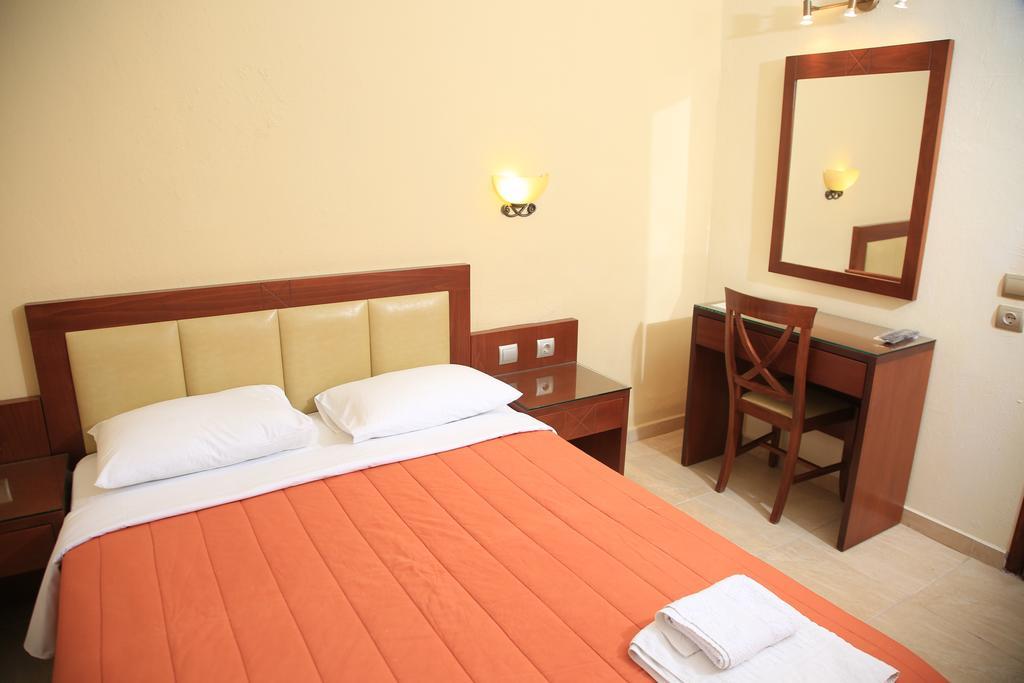 Hotel Zeus Áfitosz Kültér fotó